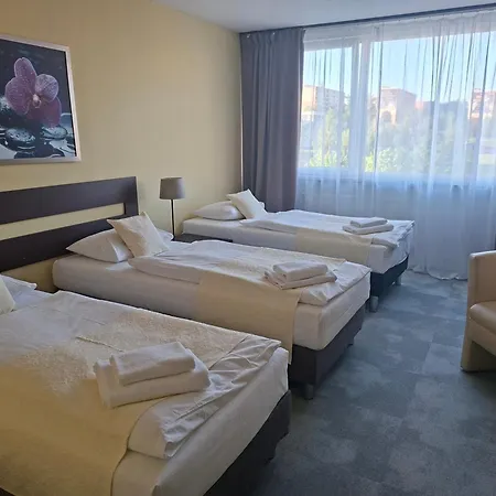 Hotel Cascade Мост Экстерьер фото